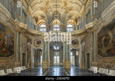 Turin, Italie - intérieur de luxe baroque avec marbre du Palais de la Reine - Villa della Regina Banque D'Images