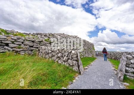 Fort de Caherconnell, année 500, forteresse habitée jusqu'à la fin du 16e siècle, le Burren, comté de Clare, Irlande, Royaume-Uni Banque D'Images