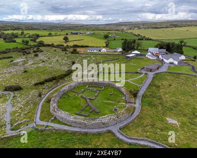 Fort de Caherconnell, année 500, forteresse habitée jusqu'à la fin du 16e siècle, le Burren, comté de Clare, Irlande, Royaume-Uni Banque D'Images