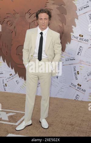 Jeremy Allen White aux arrivées pour la première de FX s THE BEAR Season Three, El Capitan Theatre, Los Angeles, CA, juin 25, 2024. photo par : Elizabeth Goodenough/Everett Collection Banque D'Images