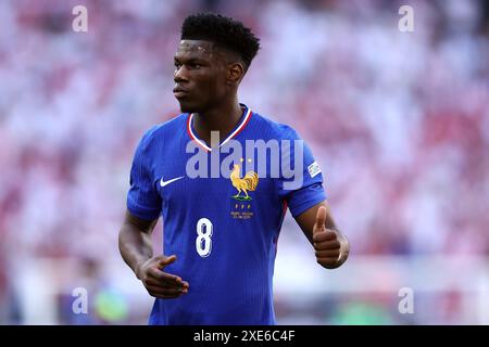 Dortmund, Allemagne. 25 juin 2024. Dortmund, Allemagne, le 25 juin 2024, Aurelien Tchouameni, de France, fait des gestes lors du match de football UEFA Euro 2024 Groupe d opposant la France et la Pologne au BVB Stadion Dortmund le 25 juin 2024 à Dortmund, Allemagne . Crédit : Marco Canoniero/Alamy Live News Banque D'Images