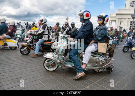 Big 7 Scooter Rally à Margate Kent Royaume-Uni Banque D'Images