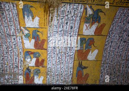 Peintures murales, tombeau de Khaemteri, TT220, tombes de Deir el-Medina (tombes de travailleurs), Thèbes, site du patrimoine mondial de l'UNESCO, Louxor, Egypte, Afrique du Nord, Afrique Banque D'Images