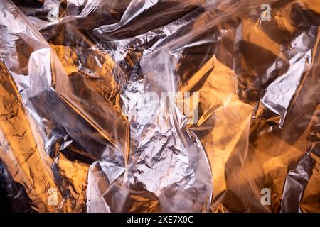 texture de sac en plastique froissé avec lumière chaude et froide Banque D'Images