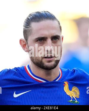 Le Français Adrien Rabiot devant le match du Groupe d de l'UEFA Euro 2024 au BVB Stadion Dortmund à Dortmund, en Allemagne. Date de la photo : mardi 25 juin 2024. Banque D'Images