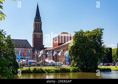 Kiel, 26. Jun. 24 Impressionen von der Kieler Woche aus der Innenstadt an der Hörn und am Rathaus *** Kiel, 26 juin 24 impressions de la Kieler Woche depuis le centre-ville à la Hörn et à la mairie Banque D'Images