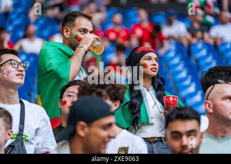 Fans de Portugal Georgien vs Portugal, Herren, Fussball, 3. Spieltag, EURO 2024, 26.06.2024, Europameisterschaft, Gruppe F Foto : Eibner-Pressefoto/Bahho Kara Banque D'Images