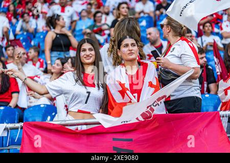 Fans de Géorgie géorgien v. Portugal, Herren, Fussball, 3. Spieltag, EURO 2024, 26.06.2024, Europameisterschaft, Gruppe F Foto : Eibner-Pressefoto/Bahho Kara Banque D'Images