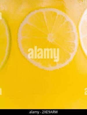 Sur le cocktail de la plage gros plan Banque D'Images