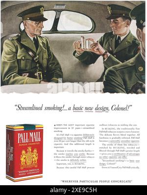 1941 Pall Mall cigarettes WW2 Wartime ad - 'Un nouveau design de base Colonel!' Banque D'Images