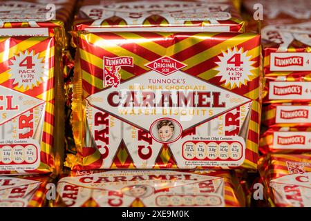 Biscuits Tunnocks Caramel Wafer Banque D'Images