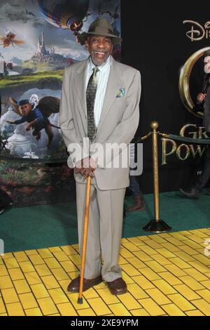 HOLLYWOOD, CA - 13 FÉVRIER : Bill Cobbs à la première de Walt Disney Pictures 'Oz the Great and Powered' au El Capitan Theatre le 13 février 2013 à Hollywood, Californie. Crédit mpi25/MediaPunch Inc Banque D'Images