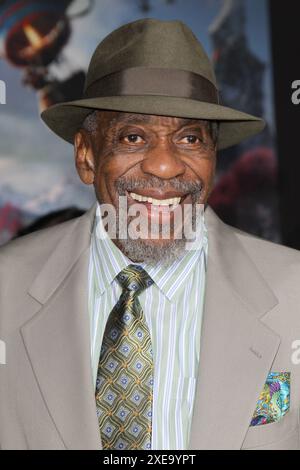 HOLLYWOOD, CA - 13 FÉVRIER : Bill Cobbs à la première de Walt Disney Pictures 'Oz the Great and Powered' au El Capitan Theatre le 13 février 2013 à Hollywood, Californie. Crédit mpi25/MediaPunch Inc Banque D'Images
