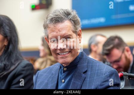 Washington, États-Unis d'Amérique. 26 juin 2024. Randy Travis, artiste du disque, comparaît devant un Comité de la Chambre sur le pouvoir judiciaire | sous-comité sur les tribunaux, la propriété intellectuelle et l’audition sur Internet « Radio Music and Copyrights : 100 ans d’iniquité pour les artistes du disque » dans le Rayburn House Office Building à Washington, DC, mercredi 26 juin 2024. Crédit : Rod Lamkey/CNP/SIPA USA crédit : SIPA USA/Alamy Live News Banque D'Images