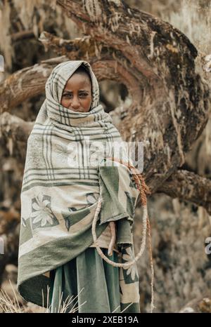 Fille de bergers éthiopienne, montagnes Simien, Éthiopie Banque D'Images