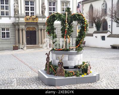 Décoration de Pâques devant la mairie de Wangen (AllgÃ¤u) Banque D'Images