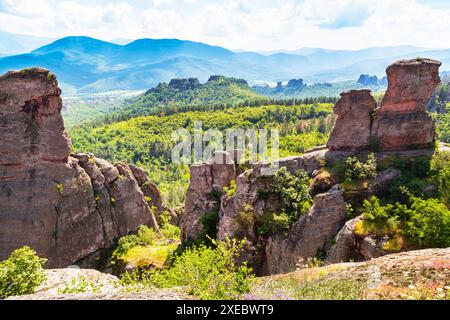 Rochers de falaise à Belogradchik, Bulgarie Banque D'Images