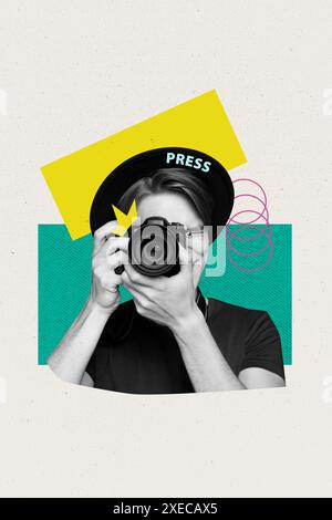 Collage photo vertical du journaliste heureux Guy prendre photo presse média diffusion photographe isolé sur fond peint Banque D'Images