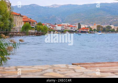 Lac Ohrid et panorama de la ville, Macédoine du Nord Banque D'Images