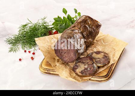Kazy - saucisse traditionnelle kazakhe à la viande de cheval Banque D'Images