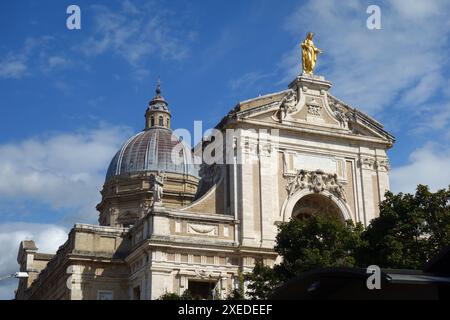 Santa Maria degli Angeli à Assise, Italie Banque D'Images