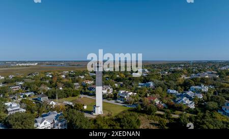 Vue aérienne du phare de Charleston sur Sullivans Island, Caroline du Sud Banque D'Images