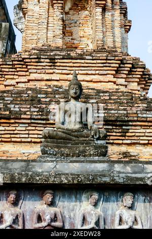 Statue de Bouddha à ayutthaya thaïlande, photo numérique comme fond Banque D'Images