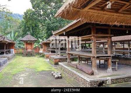 Village de Tenganan, habité par les premiers habitants de Bali près de Candidasa, Bali en Indonésie Banque D'Images