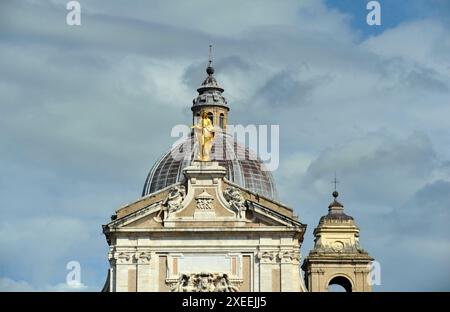 Santa Maria degli Angeli à Assise, Italie Banque D'Images