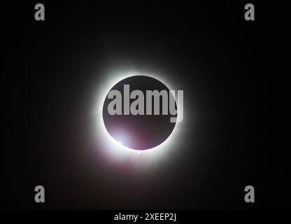 Diamond Ring, total Solar Eclipse, vu de Dublin, Ohio, 8 avril, 2024 Banque D'Images