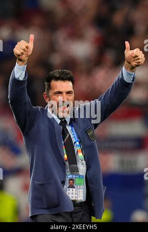 Lipsia, Allemagne. 27 juin 2024. Gianluigi Buffon lors du match de football Euro 2024 entre la Croatie et l'Italie au stade de Leipzig, Lipsia, Allemagne - lundi 24 juin 2024. Sport - Soccer . (Photo de Fabio Ferrari/LaPresse) crédit : LaPresse/Alamy Live News Banque D'Images