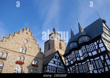 Église et mairie de Walpurgis à Alsfeld, Allemagne Banque D'Images