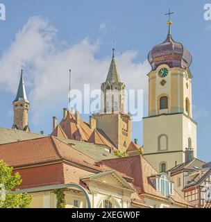 – Château Johann et église catholique à Sigmaringen Banque D'Images