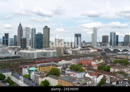 Vue de l'ouest sur les gratte-ciel de Francfort Banque D'Images