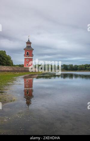 Phare baroque Moritzburg, paysage, parc au bord du lac, Dresde, Saxe, Allemagne Banque D'Images