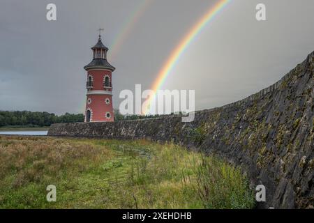 Phare baroque Moritzburg, paysage, parc au bord du lac, Dresde, Saxe, Allemagne Banque D'Images