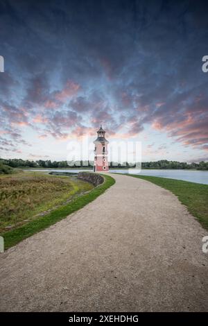 Phare baroque Moritzburg, paysage, parc au bord du lac, Dresde, Saxe, Allemagne Banque D'Images