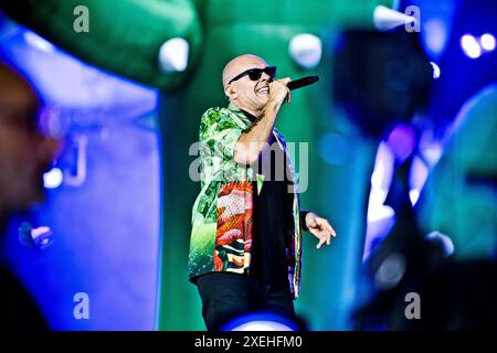 Rome, stade Olympique Max Pezzali le stade Olympique de Rome est prêt et a accueilli « MAX FOREVER (Hits Only) », la première visite du stade de Max Pezzali. Sur la photo : Max Pezzali Banque D'Images