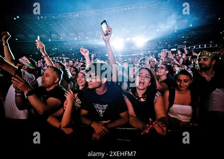 Rome, stade Olympique Max Pezzali le stade Olympique de Rome est prêt et a accueilli « MAX FOREVER (Hits Only) », la première visite du stade de Max Pezzali. Sur la photo : Max Pezzali Banque D'Images