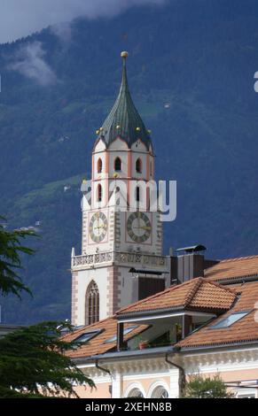 Église paroissiale catholique romaine de Saint Nicolas à Merano, Italie Banque D'Images