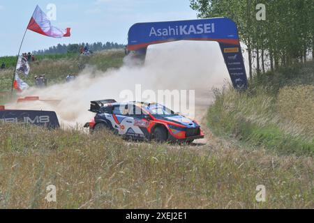 #11 Thierry NEUVILLE (bel) / Martijn WYDAEGHE (bel), HYUNDAI i20 N Rally1 HYBRIDE, Team : Hyundai Shell Mobis World Rally Team (DEU) Motorsport, FIA WRC, 80. Rallye Pologne, World Rally CamChampionship, Lubiewo, Polen, Shakedown Lubiewo, 27.06.2024 Foto : Eibner-Pressefoto/Juergen Augst Banque D'Images