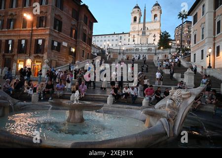 Eurore, Italie, Rome la place d'espagne et Ponte Sant'Angelo Banque D'Images