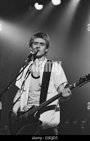 Leicester, Royaume-Uni, 29 janvier 1980 : Andy Powell du groupe de rock Wishbone Ash se produisant au de Montfort Hall. Photo : Terry Murden / DB Media services / Alamy Banque D'Images