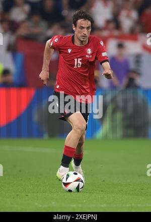 Gelsenkirchen, Allemagne, 26 juin 2024. Giorgi Gvelesiani de Géorgie lors du match des Championnats d'Europe de l'UEFA à l'Arena Aufschalke, Gelsenkirchen. Le crédit photo devrait se lire : Jonathan Moscrop / Sportimage Banque D'Images