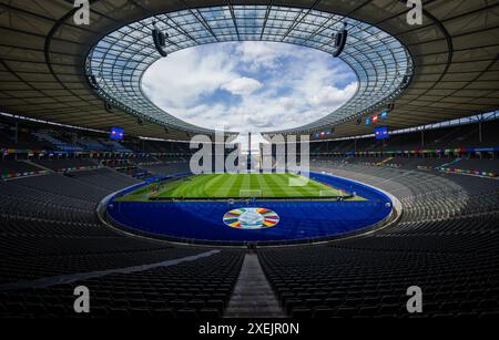 Berlin, Allemagne. 20 juin 2024. Vue du stade olympique vide le jeudi 20 juin 2024, avant une inspection du terrain par l'équipe nationale ÖFB avant le match contre la Pologne au stade olympique de Berlin. - 20240620 PD5684 crédit : APA-PictureDesk/Alamy Live News Banque D'Images