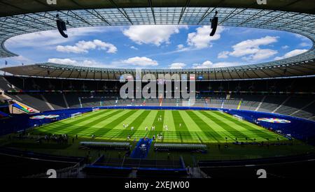 Berlin, Allemagne. 20 juin 2024. Vue du stade olympique vide le jeudi 20 juin 2024, avant une inspection du terrain par l'équipe nationale ÖFB avant le match contre la Pologne au stade olympique de Berlin. - 20240620 PD5523 crédit : APA-PictureDesk/Alamy Live News Banque D'Images