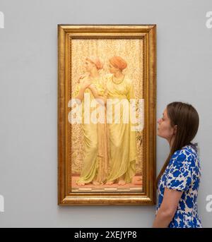 Sotheby's, Londres, Royaume-Uni. 28 juin 2024. La vente en soirée Sotheby's Old Masters a lieu le 3 juillet. Top lots : Albert Joseph Moore, Topaz. Estimation de 600 000 à 900 000 £. Crédit : Malcolm Park/Alamy Live News Banque D'Images