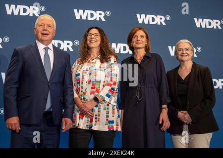 Wahl des Intendanten / der Intendantin des WDR Kunst, Kultur, Unterhaltung : Foto- und Pressetermin fuer die Wahl des Intendanten / der Intendantin des WDR AM 27.06.24 im Marsiliussaal in Koeln. Foto : Kirchner-Media/TH *** Election du Directeur de la WDR Art, culture, divertissement événement photo et presse pour l'élection du Directeur général de la WDR le 27 06 24 au Marsiliussaal de Cologne photo Kirchner Media TH Copyright : xKirchner-Media/THX Banque D'Images