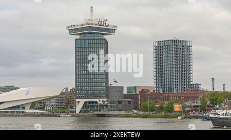 Amsterdam, pays-Bas - 18 mai 2018 : Museum Adam Tower Voici les monuments de la Hollande au jour du printemps nuageux. Banque D'Images