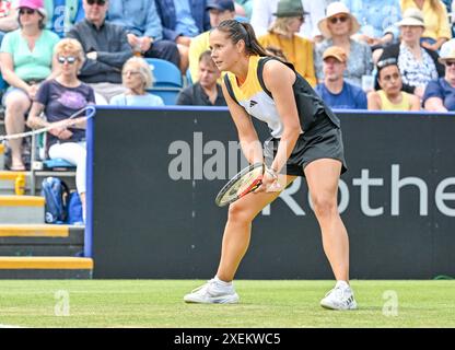 Eastbourne, Royaume-Uni. 28 juin 2024. Daria KASATKINA (pic) bat Jasmine PAOLINI (ITA) lors du tournoi international de tennis de Rothesay au Devonshire Park, Eastbourne, East Sussex, Royaume-Uni. Crédit : LFP/Alamy Live News Banque D'Images